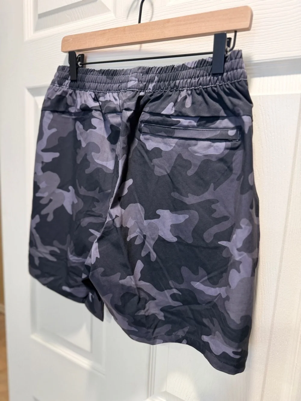 Men's Advantage Short (UnLined) in Black Camo-Men’s Medium NWT - Picture 10 of 15